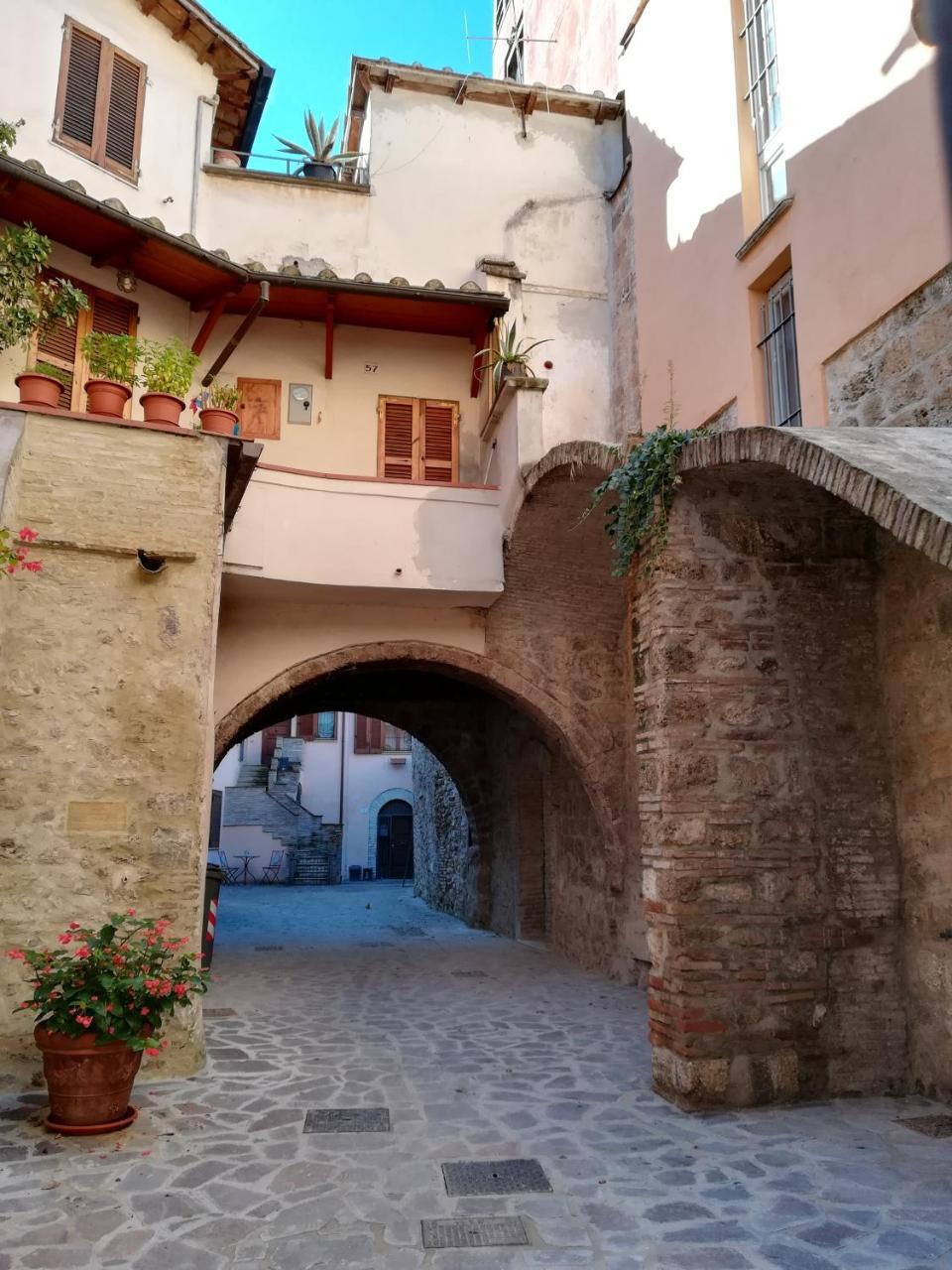 Appartamento Terni Centro Экстерьер фото